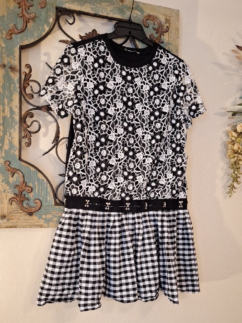 Zara Black & White Lace Mix Gingham Pleated Mini Dress. NWOT Size Small